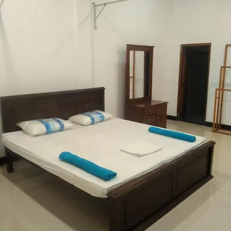 Kalum Home Сигирия Экстерьер фото